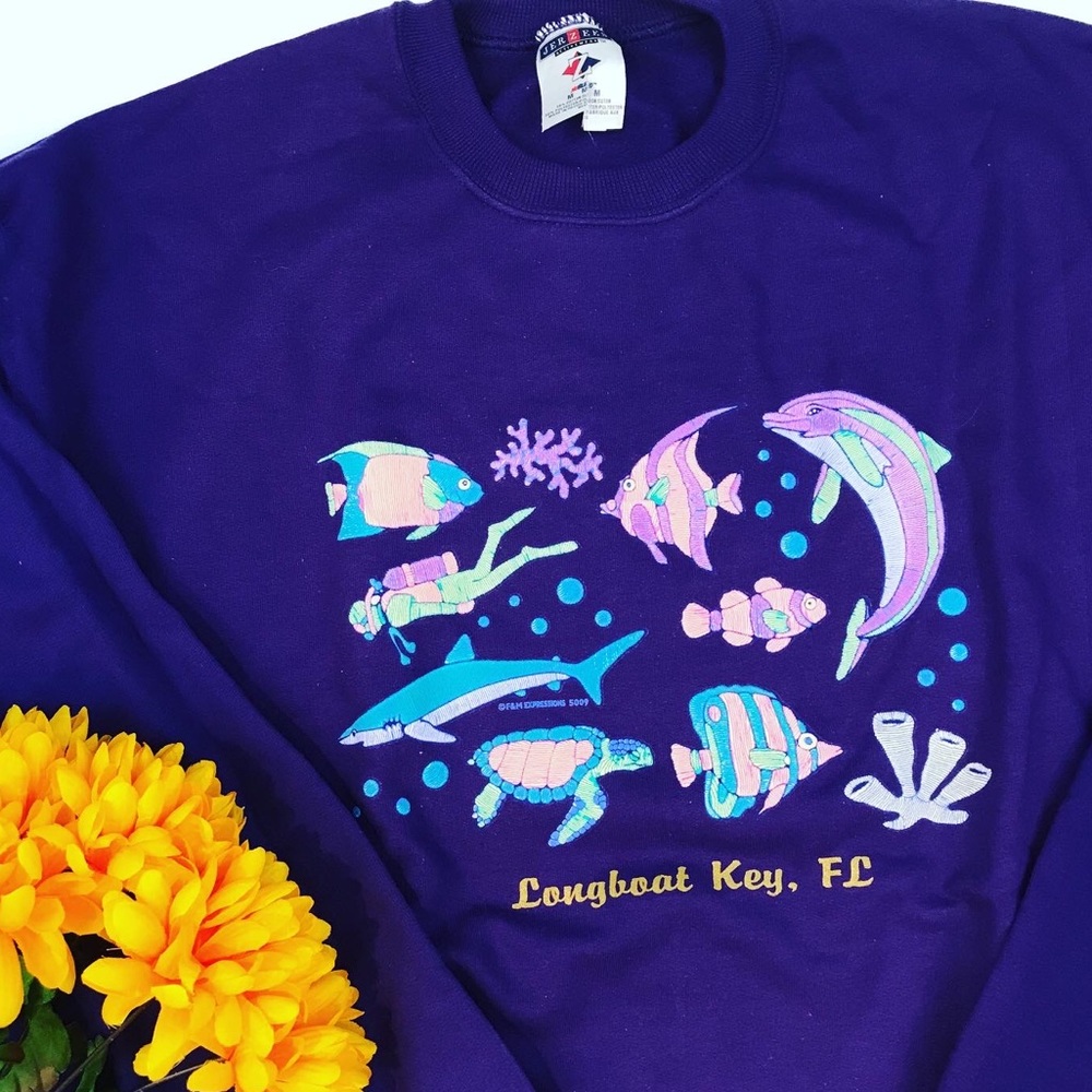 Vintage purple Longboat Key cozy sweatshirt w/fish